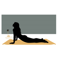 Illustration d'une personne s'entraînant sur un tapis de yoga relié à la terre, le câble allant vers la prise